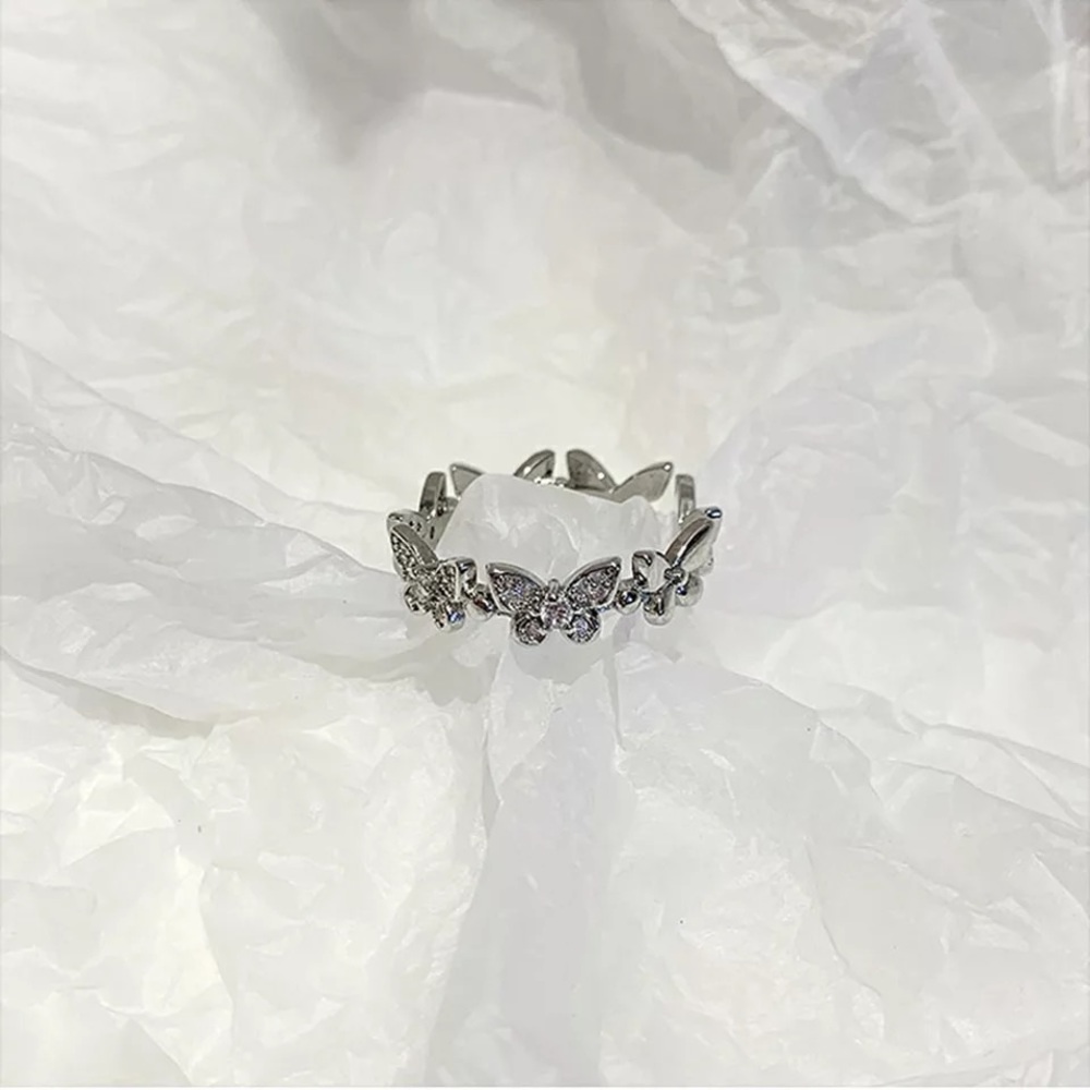 Vintage high fashion butterfly ring